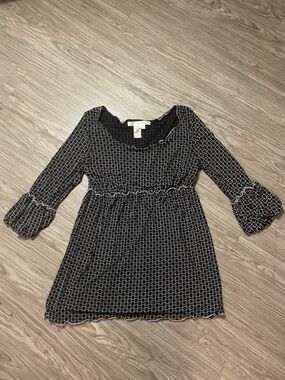 Studio M Black Blouse with White Circular Geometric Print